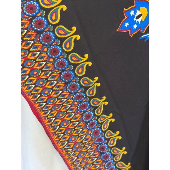 Kaftan, Gypsy Blue, Black with multi-colored Medalion Design, One Size. - Picture 3 of 6